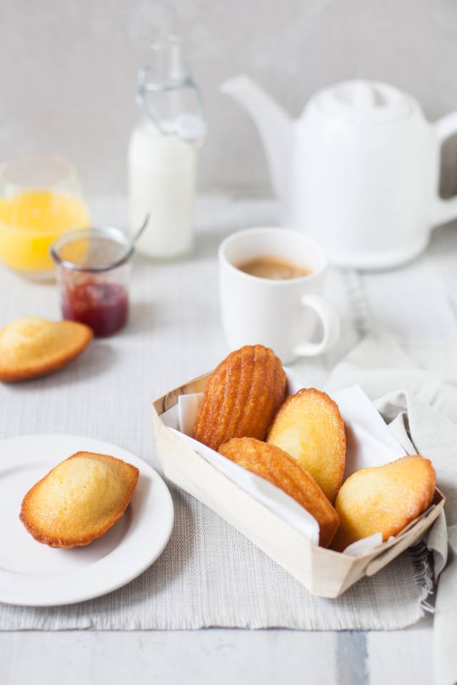 [専用] for Ⅲ Madeleine様 Artisanal Madeleine Box - 12pc - Ina Bakes Studio