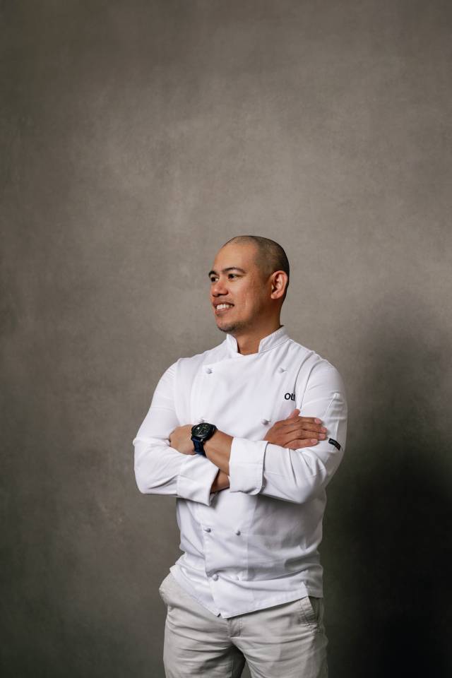 image-Oliver portrait 2