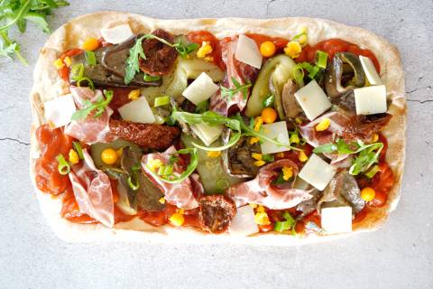 image-BROVER yellow sweet pepper drops pinsa