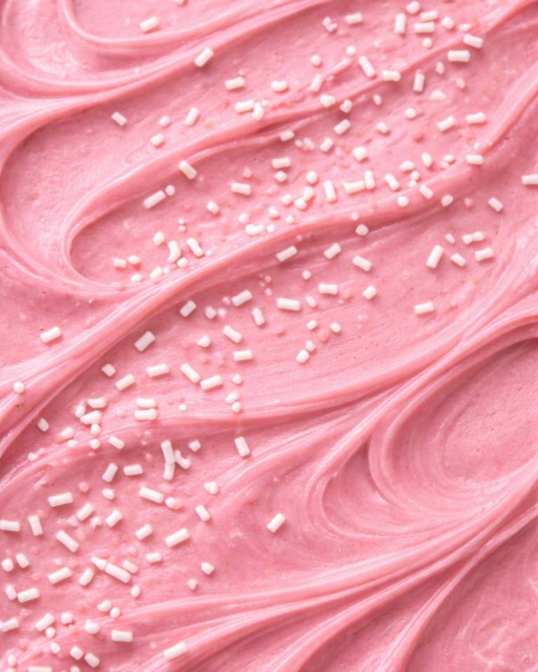 image-donut_strawberry_with_sprinkles_texture