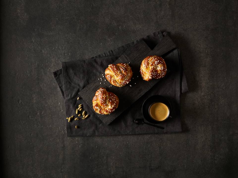 image-la_lorraine_-_4200439_-_swedish_bun_cardamom_-_moodshot_1
