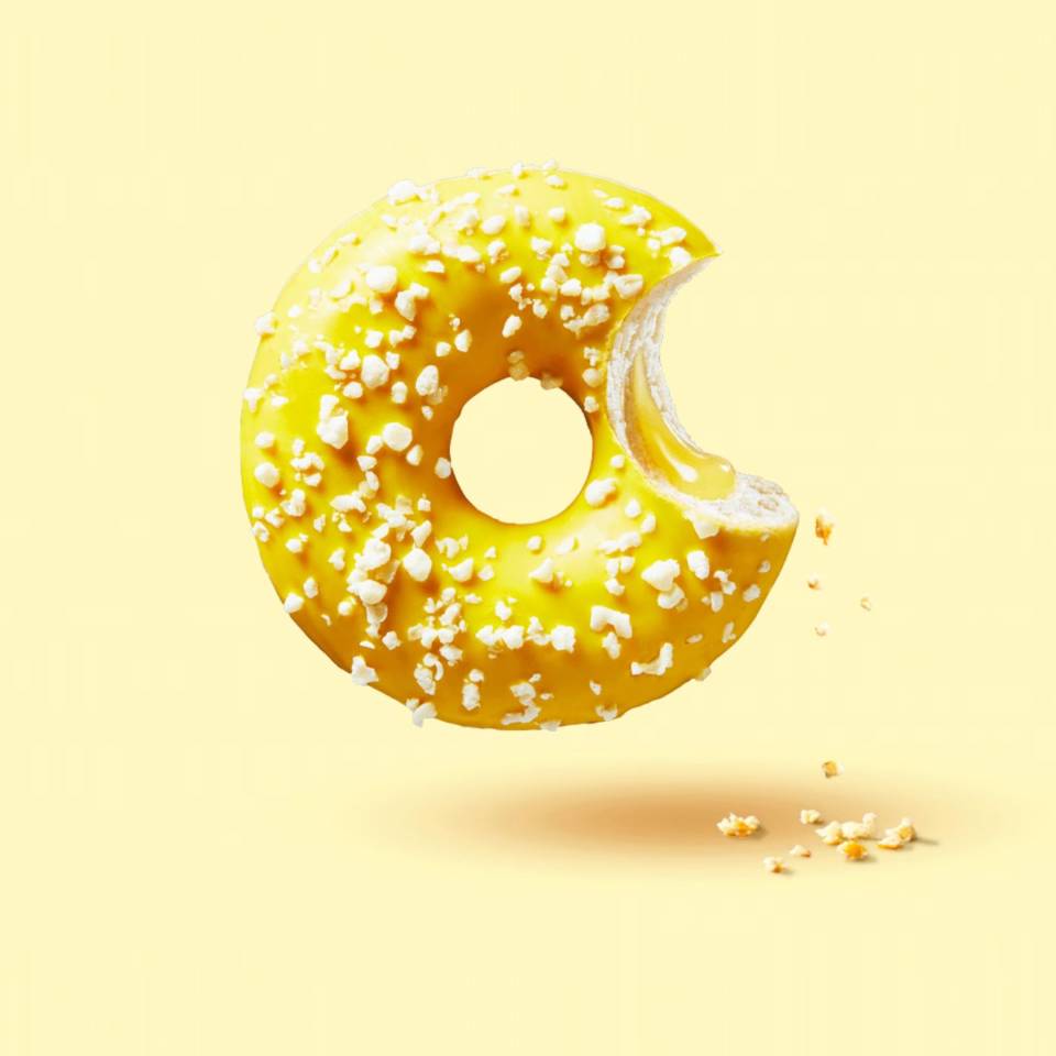 image-la_lorraine_-_4251157_-_ring_donut_lemon_filled_71g_-_moodshot_1