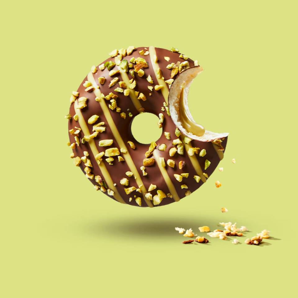 image-la_lorraine_-_4251229_-_ring_donut_dubai_pistachio_chocolate_filled_77g_-_moodshot_1