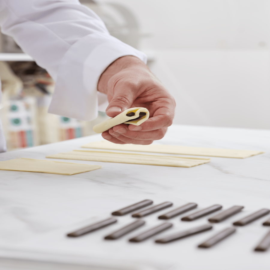 image-cemoi_-_17475_-_chocolate_batons_44_1